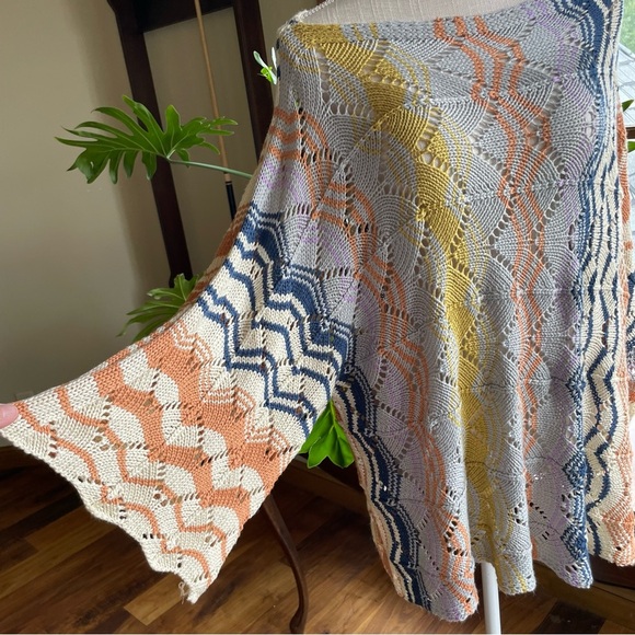 Easel Los Angeles Multicolor Colorful Knit Kimono Sleeve Boatneck Sweater - Picture 11 of 11